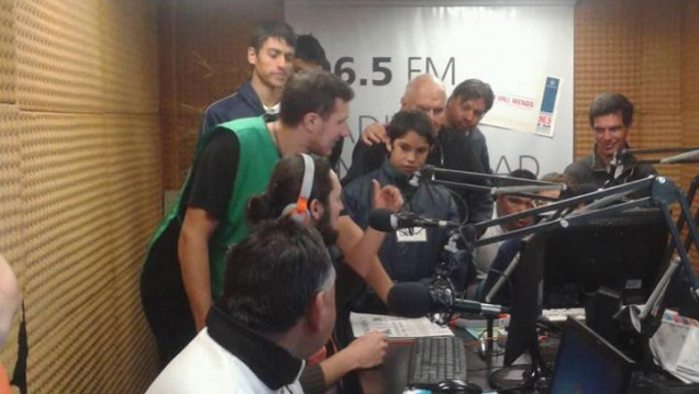imagen Naranjito en Radio Universidad