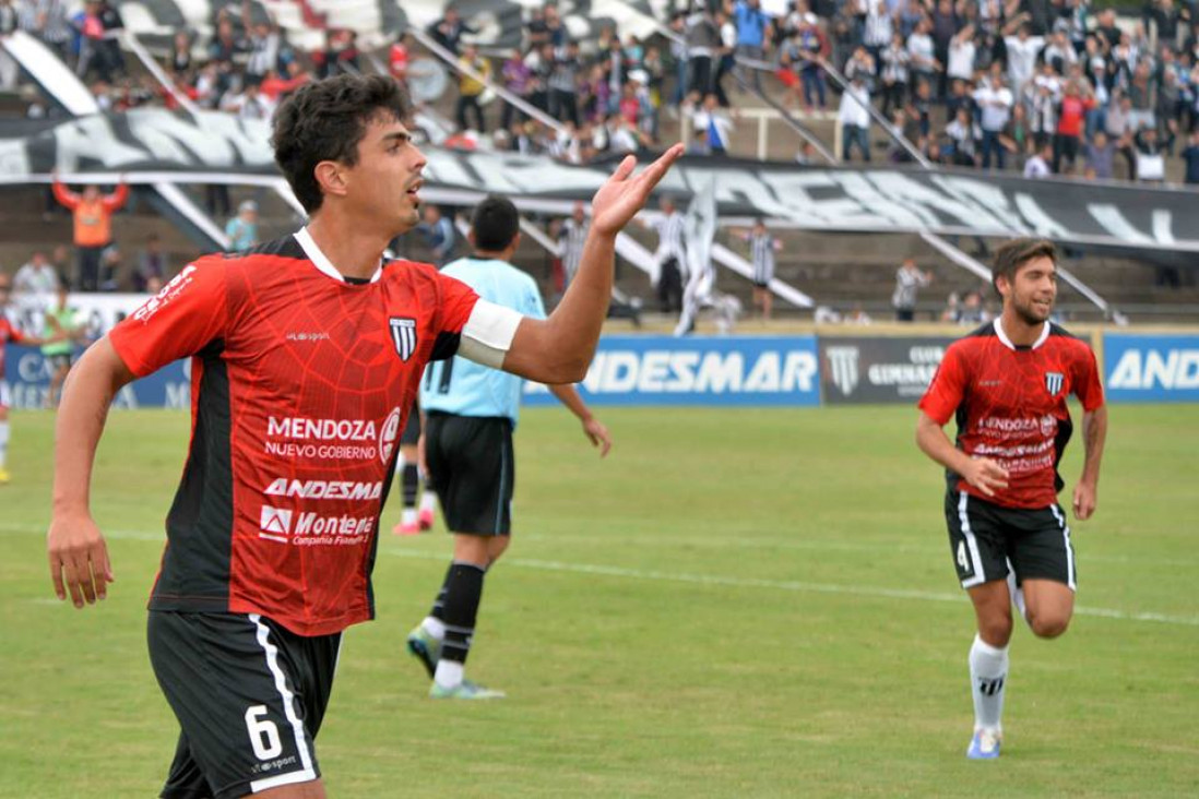imagen Nico Sainz apuesta a la fórmula de Mostaza Merlo
