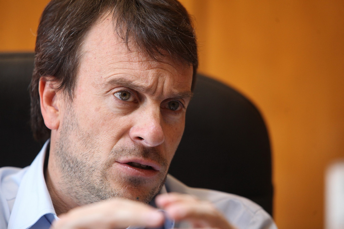imagen Nieri defendió el proyecto de refinanciamiento de deuda "permanente"