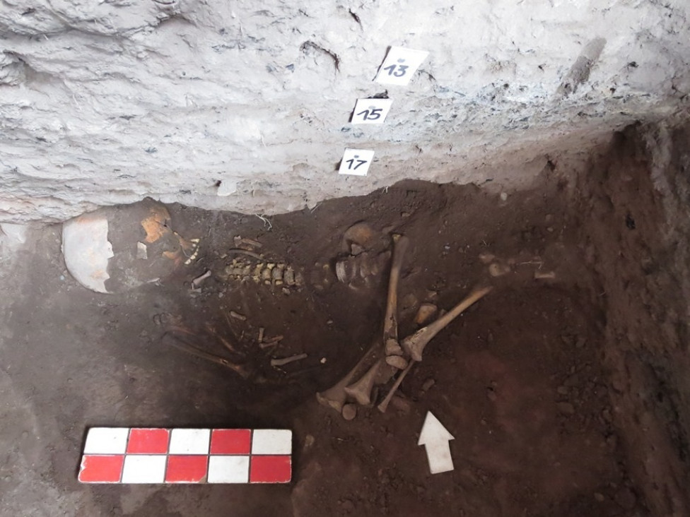imagen Hallaron restos óseos de un niño de más de 5000 años de antigüedad en Las Cuevas