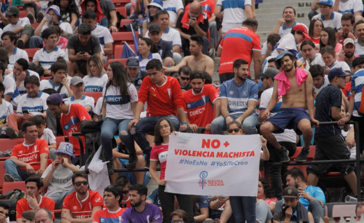 imagen Feminismo y fútbol en Chile: un gol de media cancha