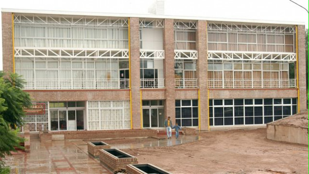 imagen La Facultad de Odontología ofrece a sus graduados y docentes asesoría contable gratuita