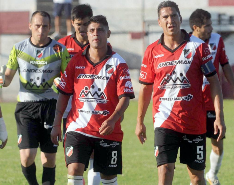 imagen Oscar Amaya: "No pensamos en el descenso"