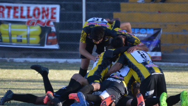 imagen ¡Último esfuerzo, Jarillero!