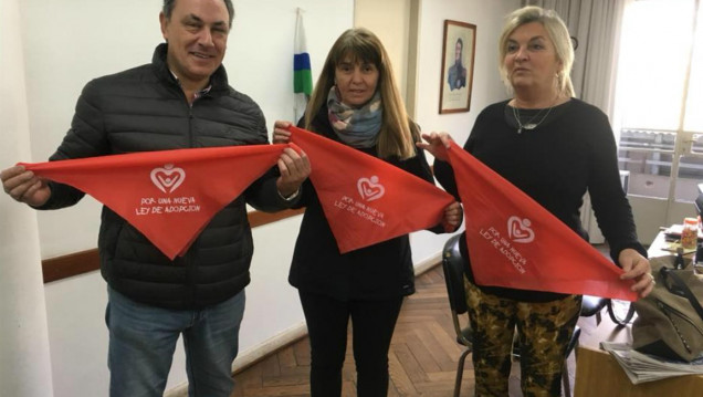 imagen El pañuelo rojo también tiene su causa