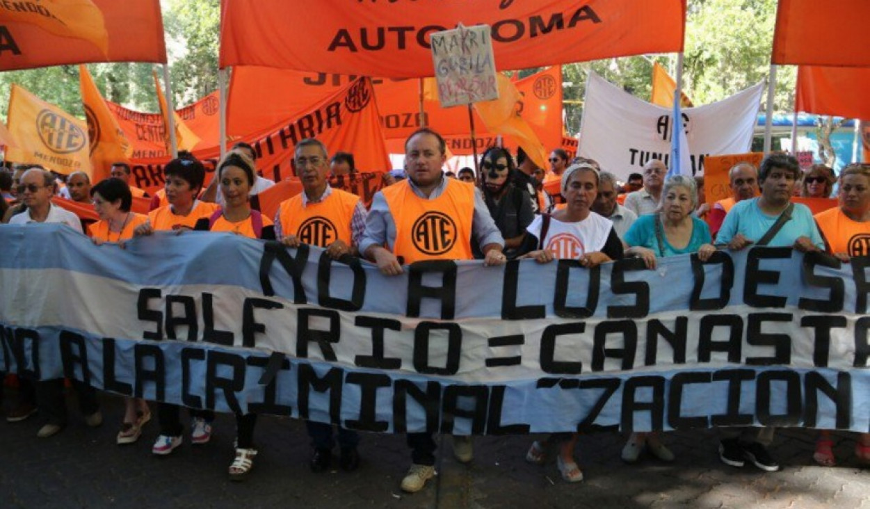 imagen Así transcurre la jornada de protesta en Mendoza