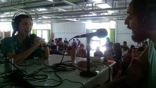 imagen Música en vivo en la Transmisión de Radio Universidad en el Comedor Universitario