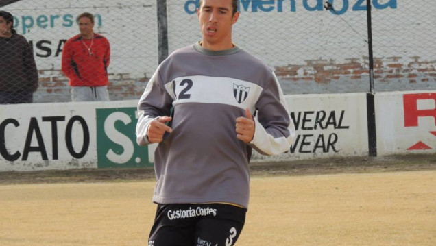 imagen Luciano Peinado: "Espero llegar, adaptarme rápido y aportarle al club"