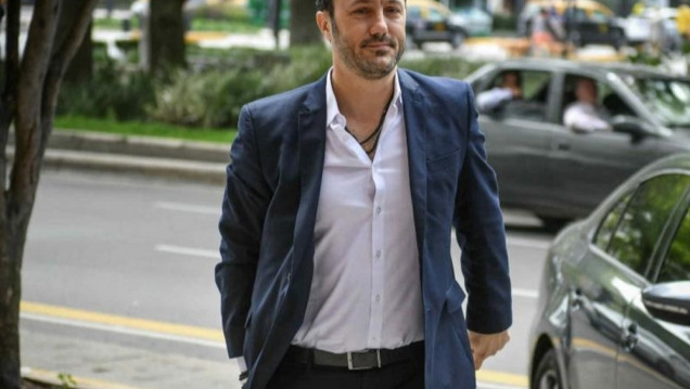 imagen El "Lado B" de Luis Petri: entre la música de Sabina, su fanatismo por River y jugar al tenis 