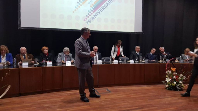 imagen Pizzi: "Seguirá el diálogo con los docentes siempre y cuando no paren"