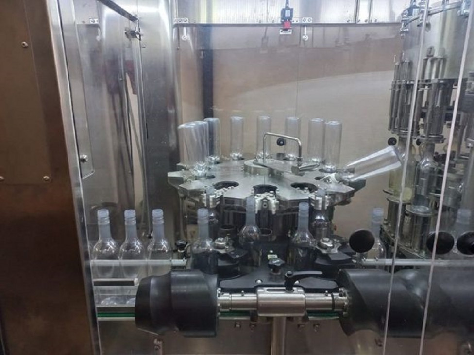 imagen Productores mendocinos lanzan al mercado vino en botellas de plástico