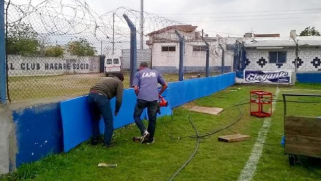 imagen Presentaron un proyecto para colocar colchonetas en las canchas de Mendoza