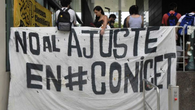 imagen Jóvenes científicos se unen al paro del lunes 25 