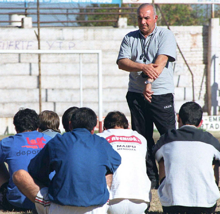 imagen Tamagnone: "No voy a la cancha de San Martín desde el partido con Rafaela"