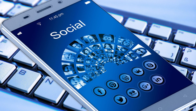 imagen Cómo se manipula a los usuarios de las redes sociales 