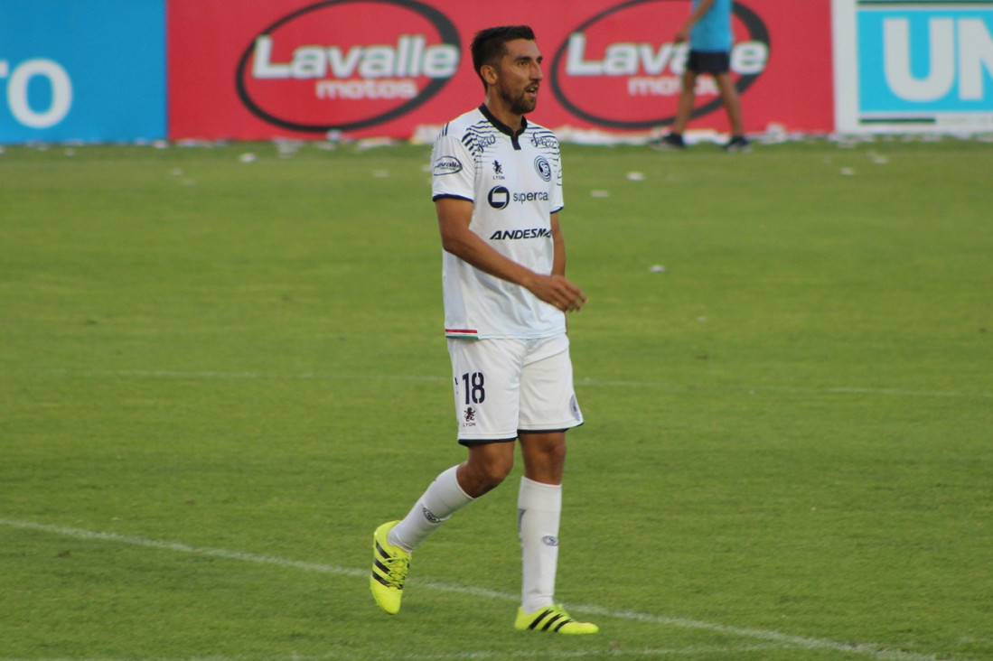 imagen EMANUEL REINOSO, el de los goles importantes