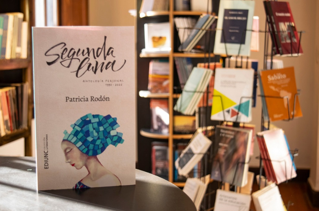 imagen Patricia Rodón presenta su antología poética "Segunda Luna"