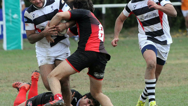 imagen  RUGBY: Cuatro equipos buscan el único boleto disponible al TOP 8  