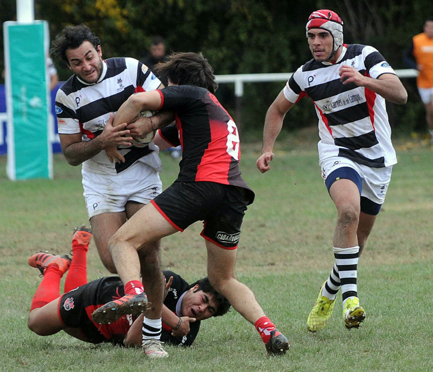 imagen  RUGBY: Cuatro equipos buscan el único boleto disponible al TOP 8  