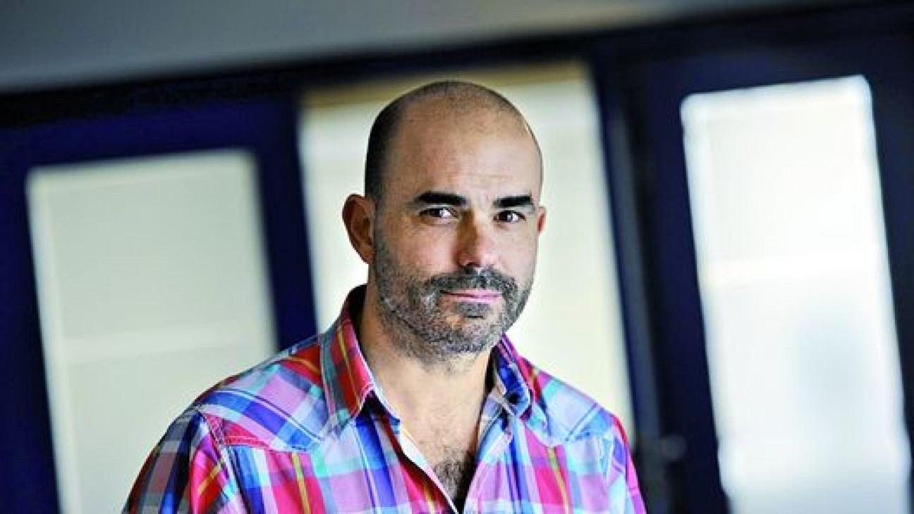 imagen Eduardo Sacheri diserta en la Feria del libro