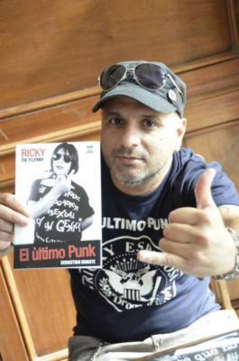 imagen Ricky Espinosa y El último Punk