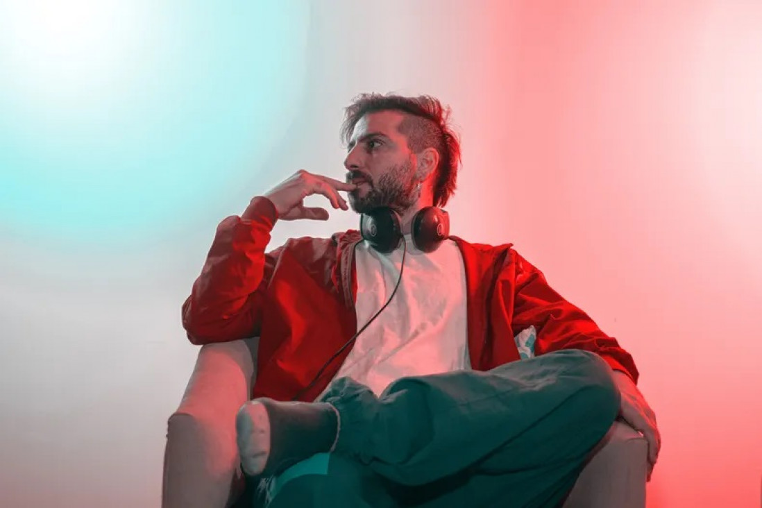 imagen "Nubes", la ternura hecha canción por Toby Deltín y ESHA