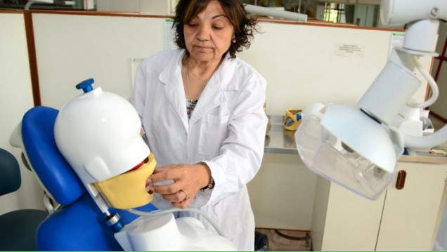 imagen Estudiantes de odontología usarán simuladores para aprender la profesión
