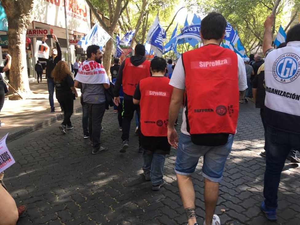 imagen Gremios de prensa rechazan el 15 % de aumento ofrecido por las empresas