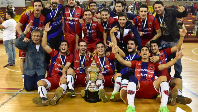 imagen FUTSAL: ¡SALUD CAMPEÓN!