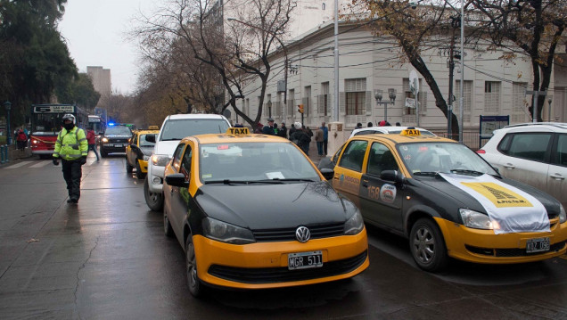 imagen Taxistas en la Legislatura: "Queremos hacernos sentir"
