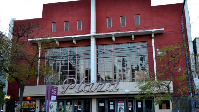 imagen Godoy Cruz festeja su aniversario con la compra del Teatro Plaza y mucha cultura