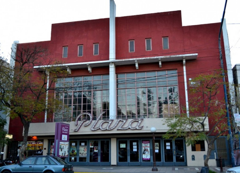 imagen Godoy Cruz festeja su aniversario con la compra del Teatro Plaza y mucha cultura