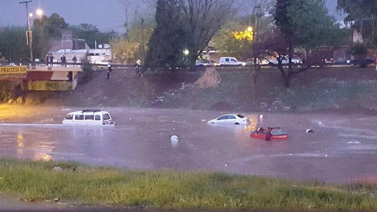 imagen Tormentas en Mendoza: "El crecimiento de la ciudad es anárquico"