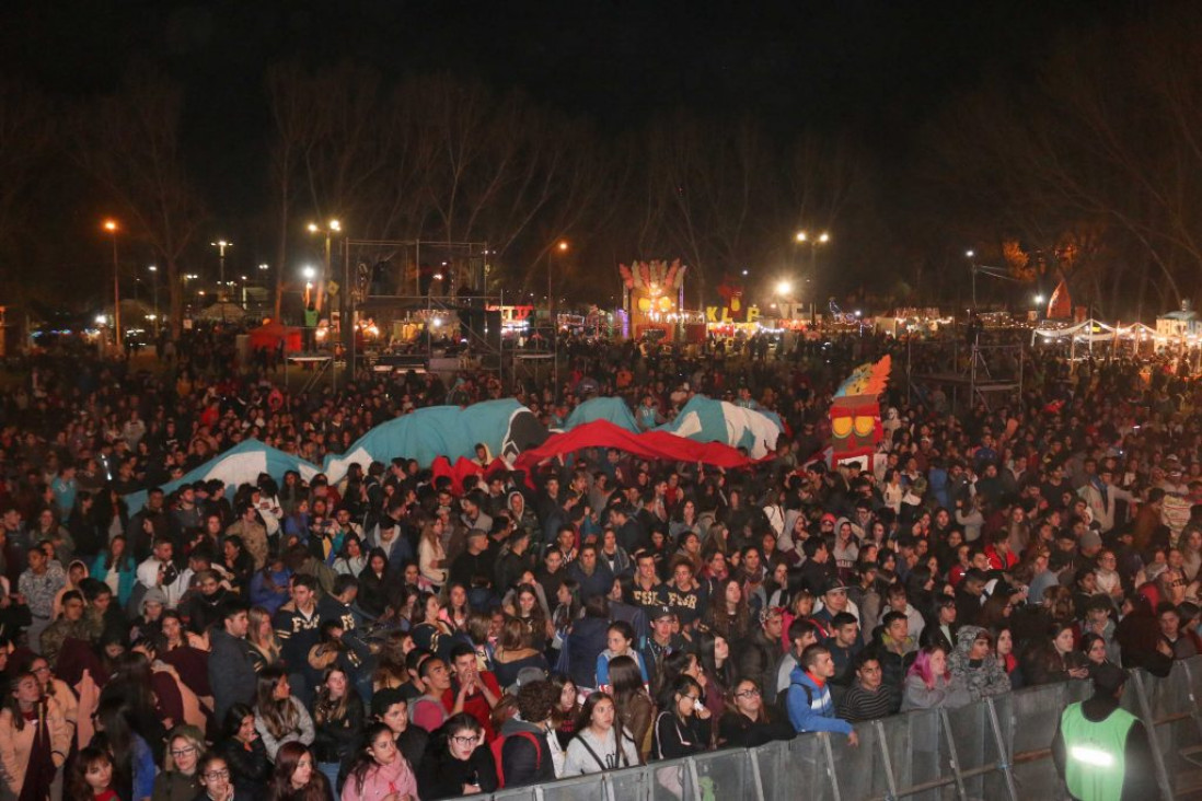 imagen La primavera se festeja en el "Vivo Luján"