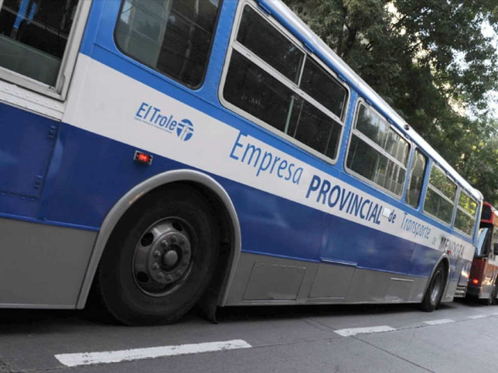imagen Restricciones en el servicio de troles 