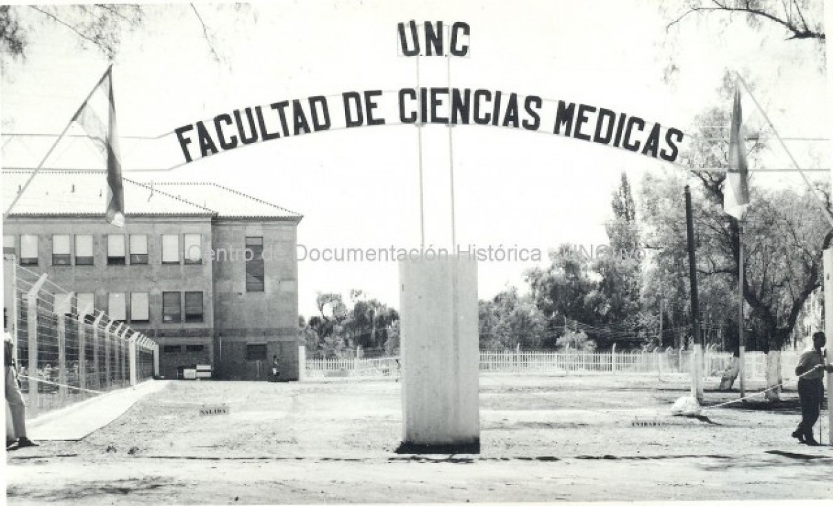 imagen ¿Qué pasó con la UNCuyo en estos 30 años de democracia?