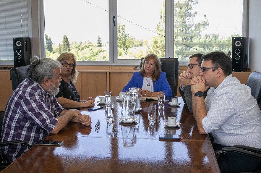 imagen Esther Sánchez: "Vamos a pedirle al CIN que arbitre las medidas para poder destrabar el conflicto docente"