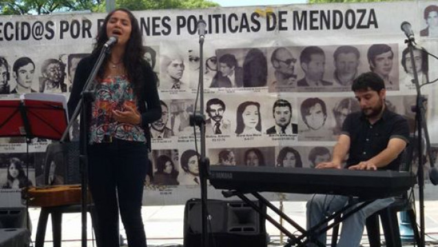 imagen Miércoles de Pueblada, con Evelyn Vela