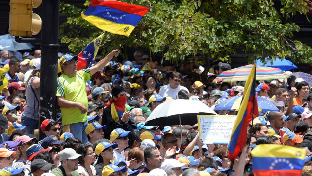 imagen Por la crisis, Venezuela hoy "exporta profesionales"