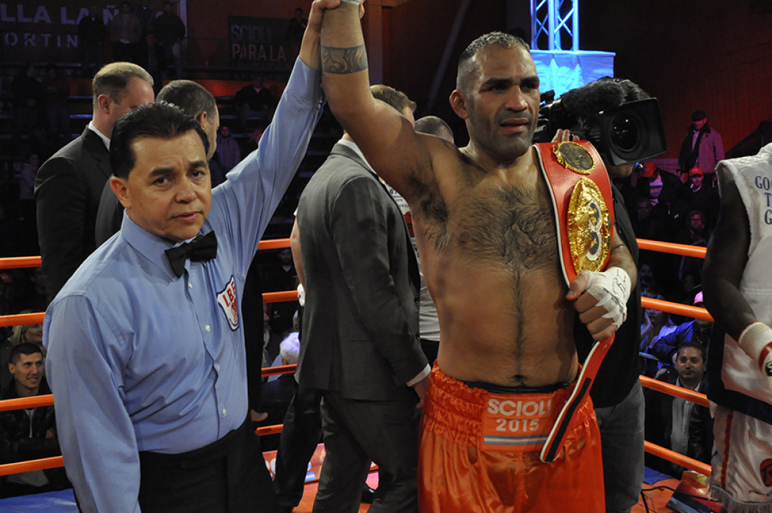 imagen  Boxeo: Víctor Ramírez expone su cinturón en Rusia  