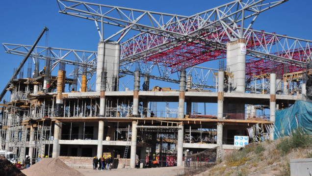 imagen Por falta de presupuesto suspendieron las obras de la Villa Deportiva