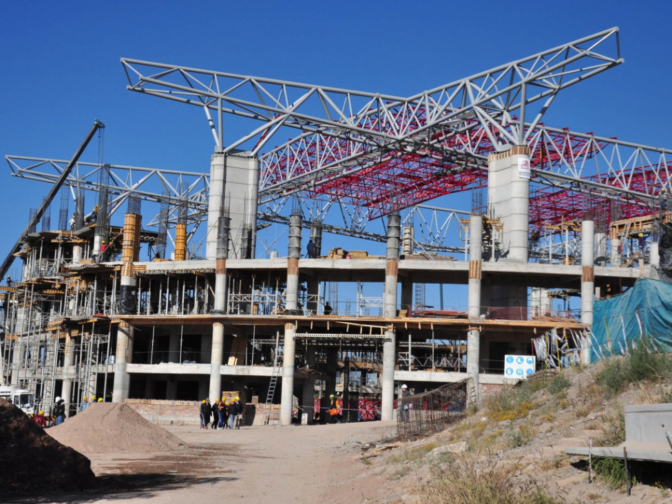 imagen Por falta de presupuesto suspendieron las obras de la Villa Deportiva
