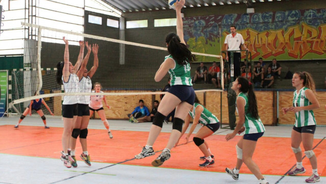 imagen Voleibol Femenino: Destino semifinales