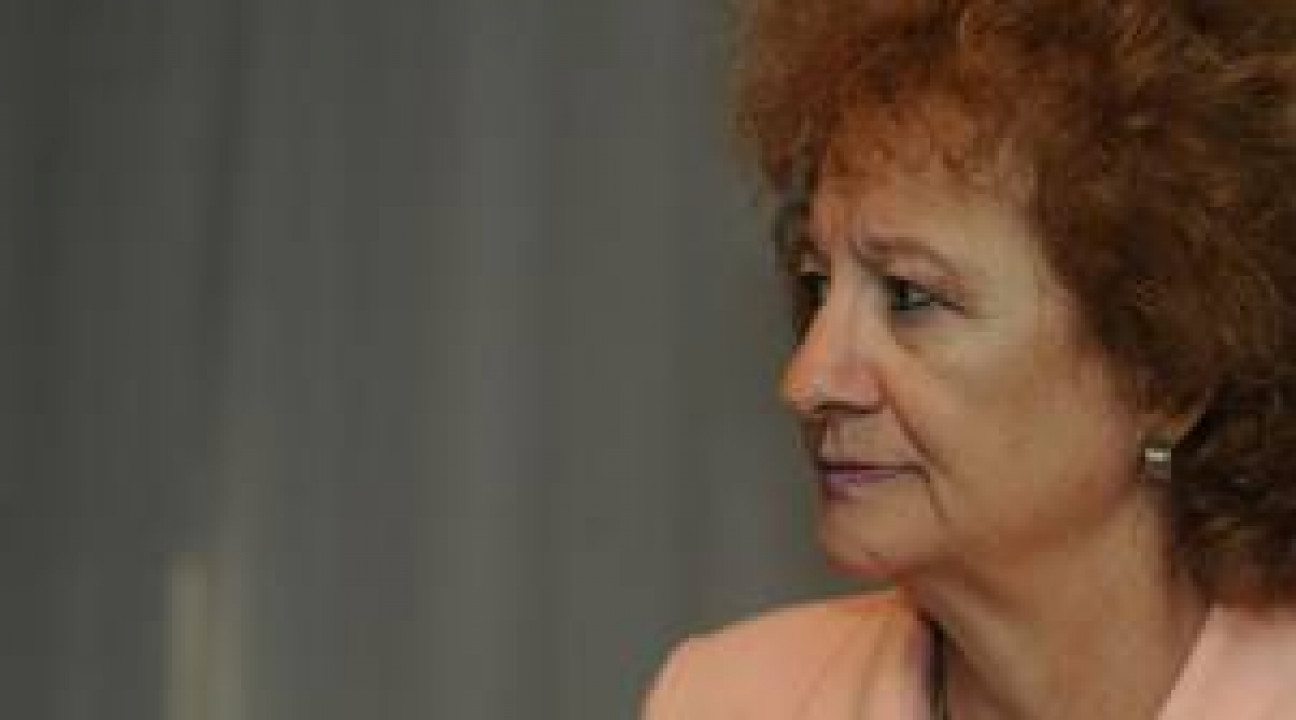 imagen Café Universidad - Nuevas medidas disciplinarias en las secundarias - M. Inés Abrile de Vollmer