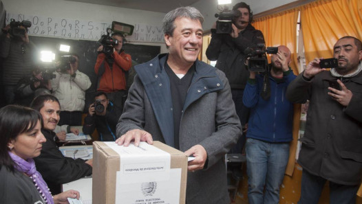 imagen Bermejo votó y minimizó los rumores de "campaña sucia"