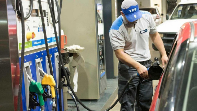 imagen Escasez de gasoil: las consecuencias para la vida diaria y la aparición del mercado negro