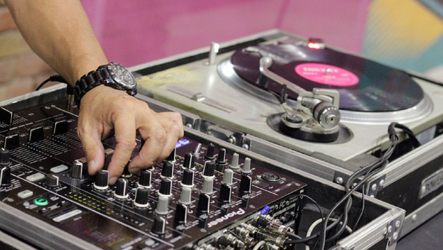 imagen Música electrónica y café para festejar el Día del Amigo