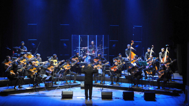 imagen Orquesta de Guitarras Tito Francia se presenta en el Independencia