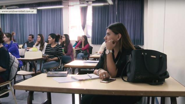 imagen Diplomados en ITU sede Luján