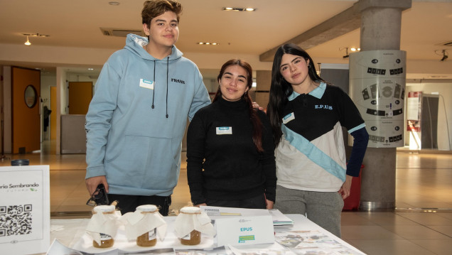 imagen Estudiantes de 15 a 18 años de Mendoza vendieron acciones para hacer realidad sus emprendimientos